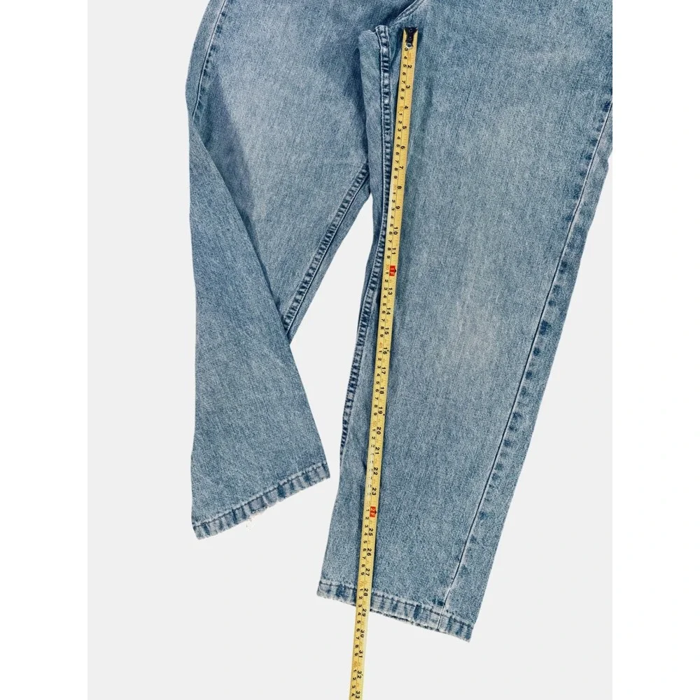 VINTAGE Wrangler Women's Size 14/30 High Rise Tappered Straight Leg Jeans